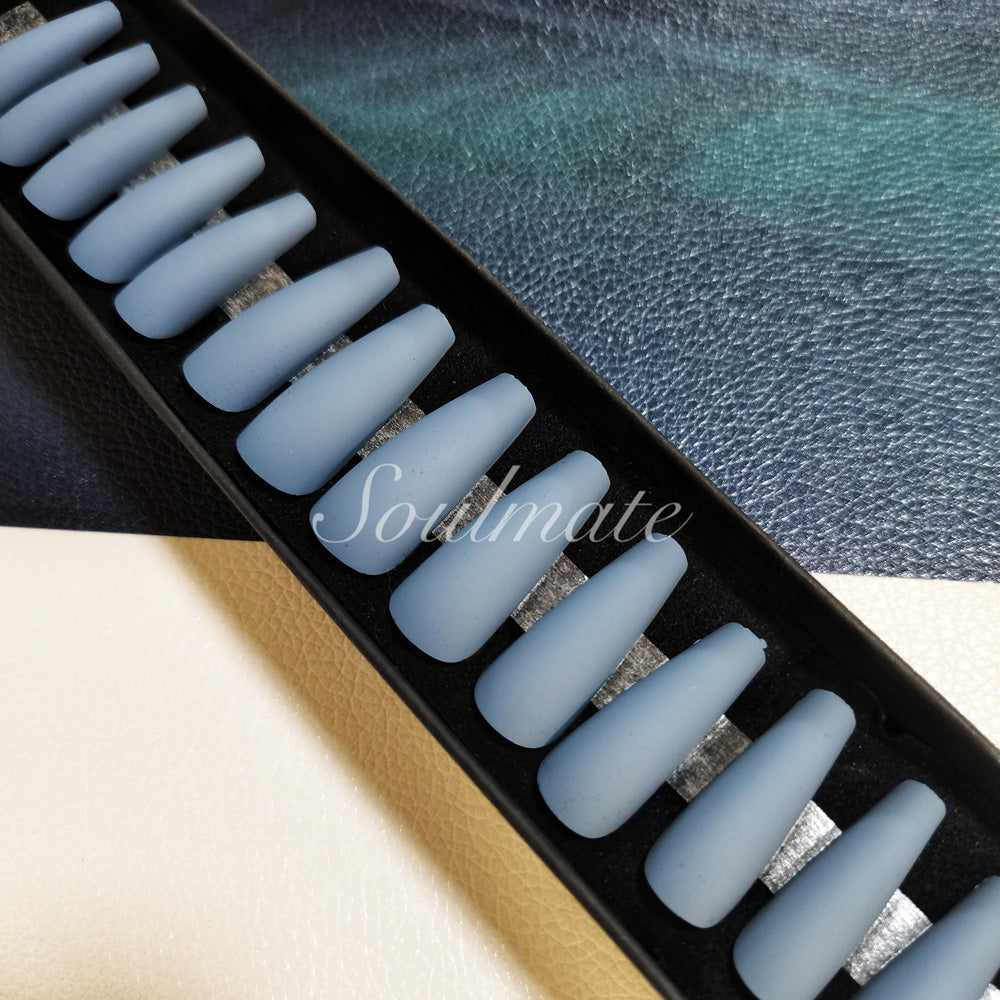 Soulmate  Press On Nails – False Fingernails with Box