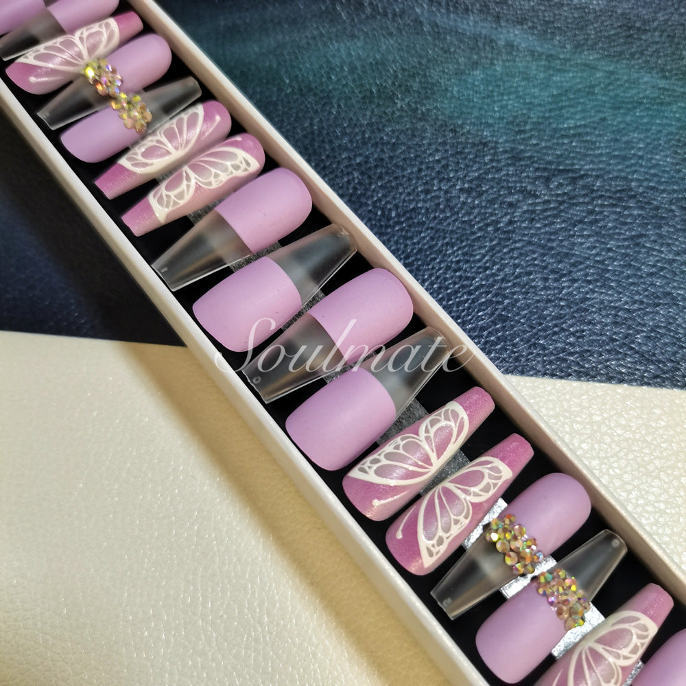 Soulmate  Press On Nails – False Fingernails with Box