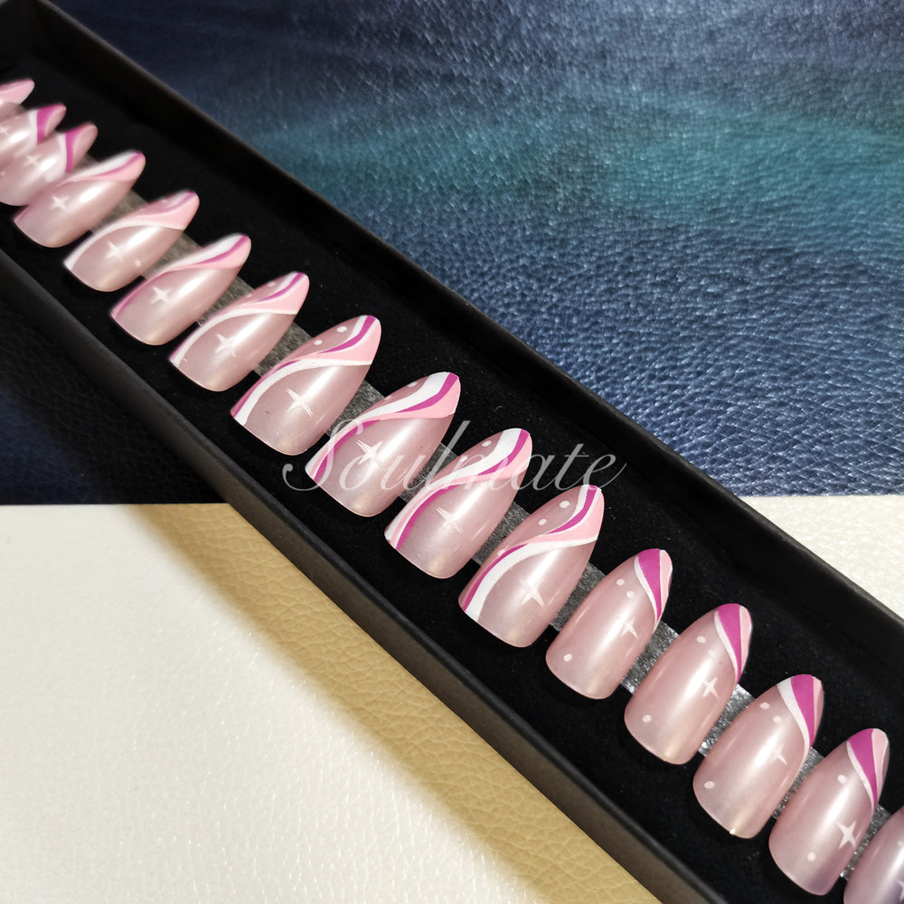 Soulmate  Press On Nails – False Fingernails with Box