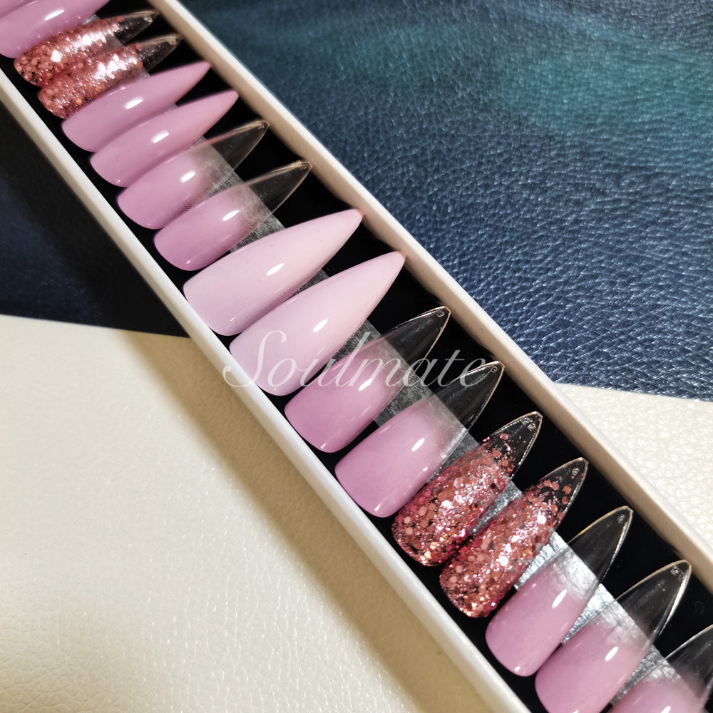 Soulmate  Press On Nails – False Fingernails with Box