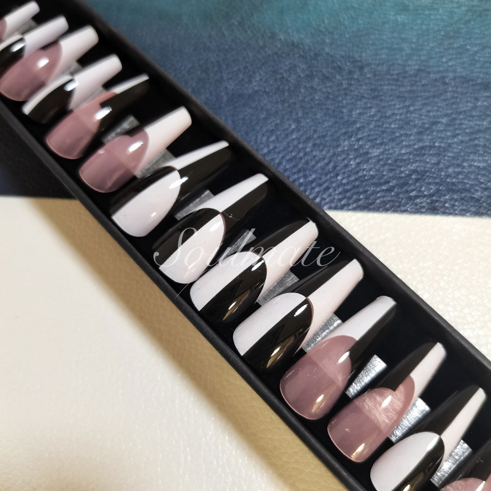 Soulmate  Press On Nails – False Fingernails with Box